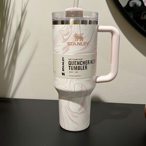 Stanley tumbler rose quartz swirl 40oz
